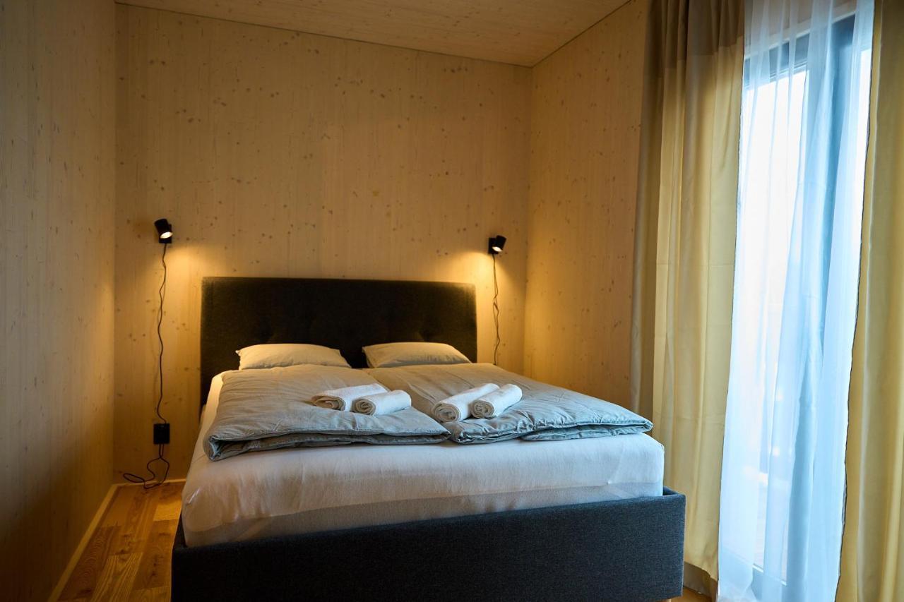 Cosy 1-Bedroom Apartment With Free Parking 데마노브스카돌리나 외부 사진